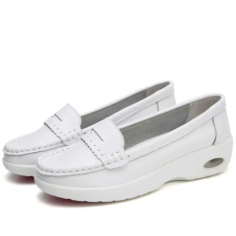 Thick Sole Slipon White Traine - đánh giá và giá Office Tech Typing